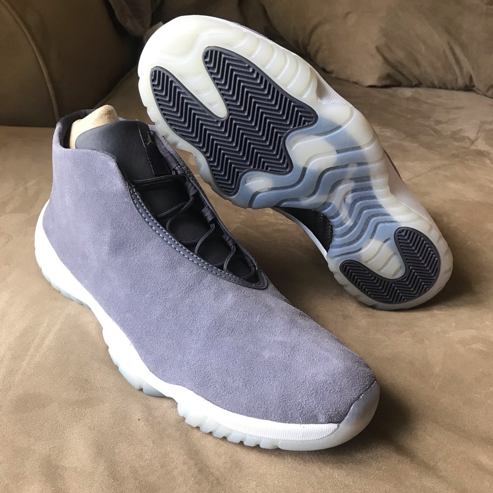 Air Jordan Future “Light Carbon”